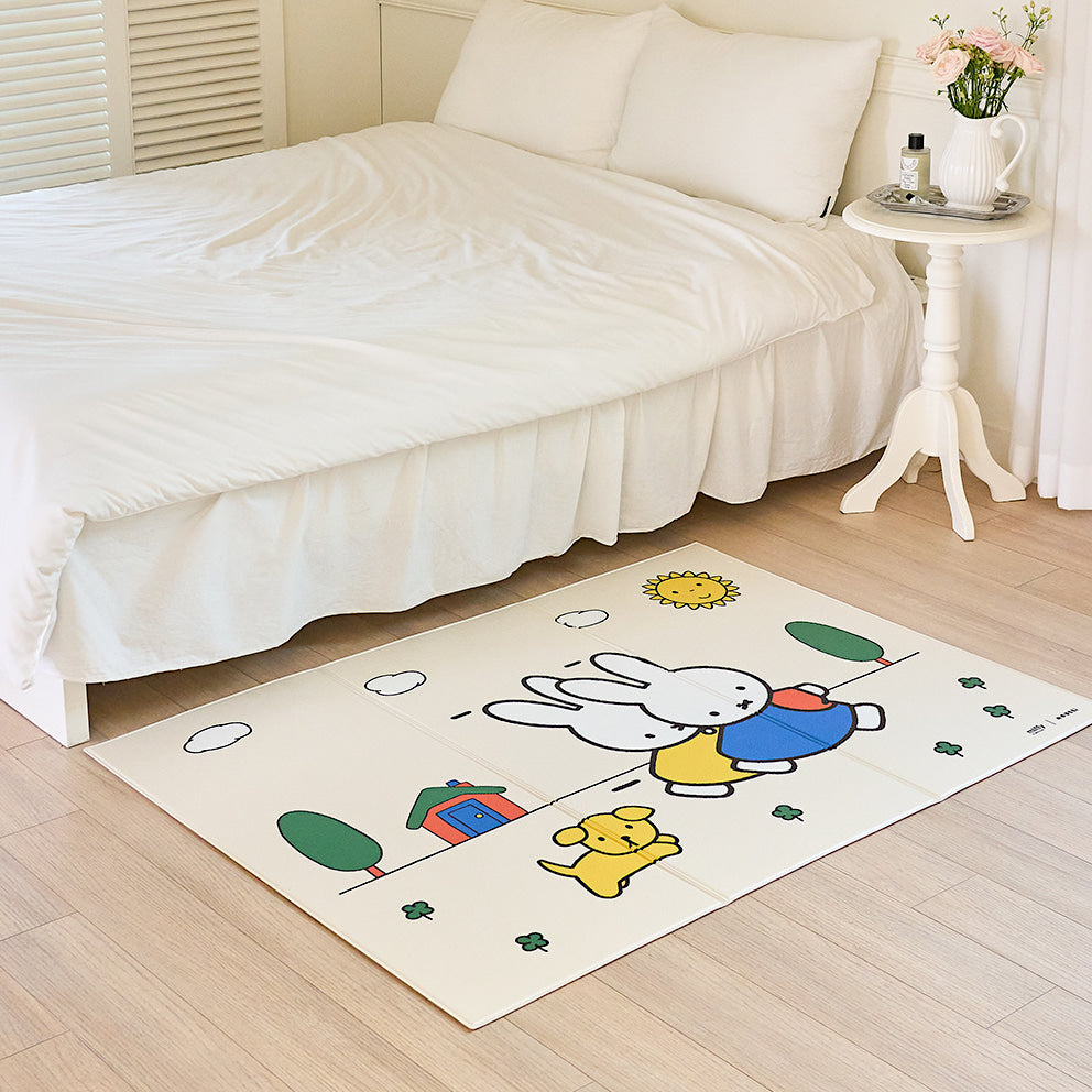 Miffy's Walking Time Non-Slip Pet Mat
