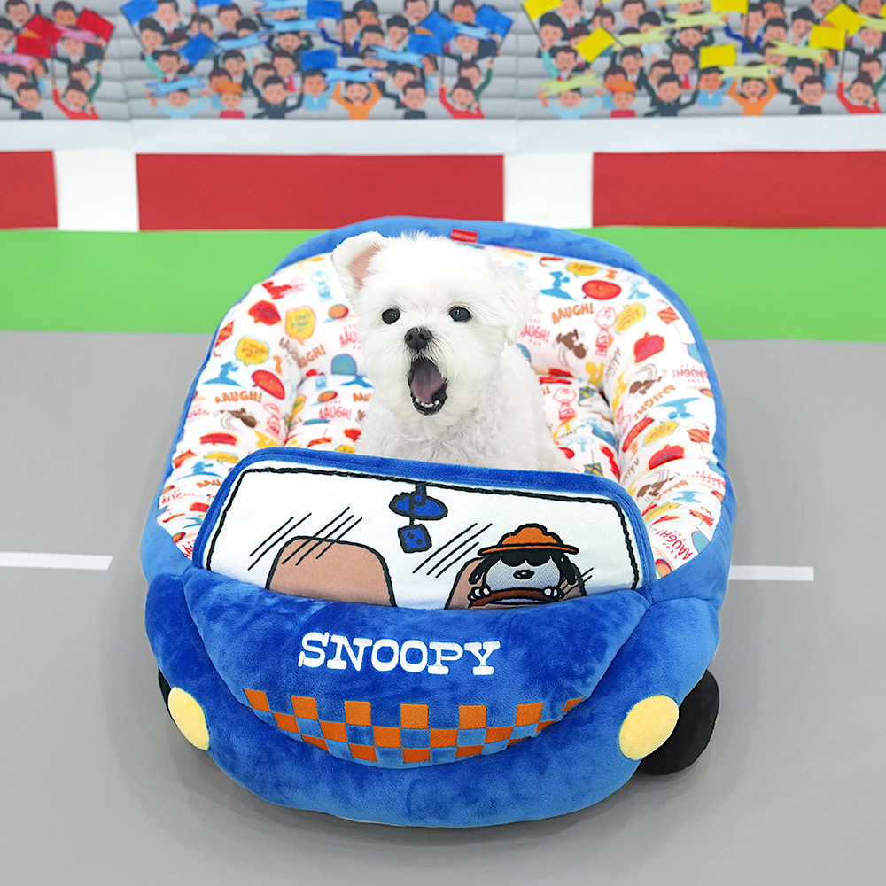 Snoopy Driving Car Bed