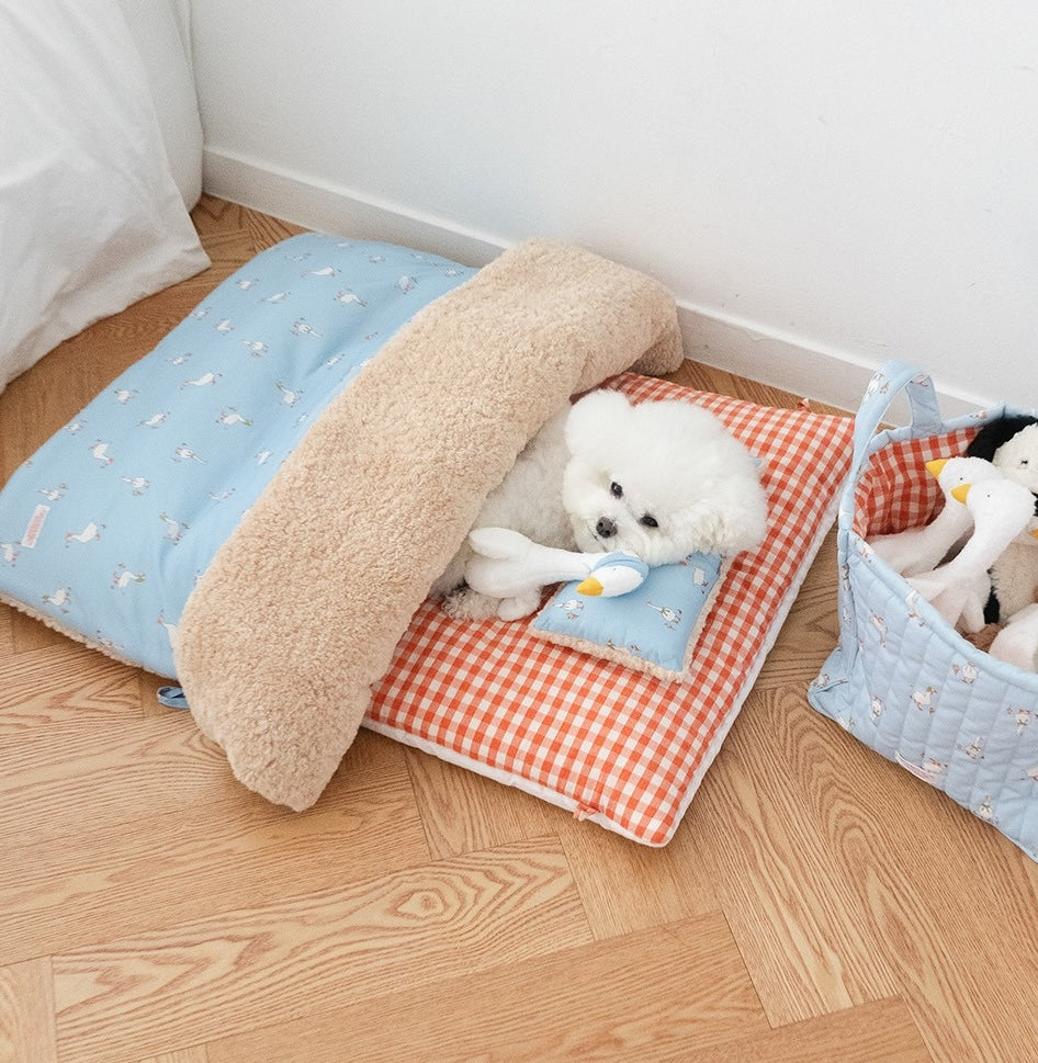 NOUTTI | Duck Nap Cushion & Blanket Set