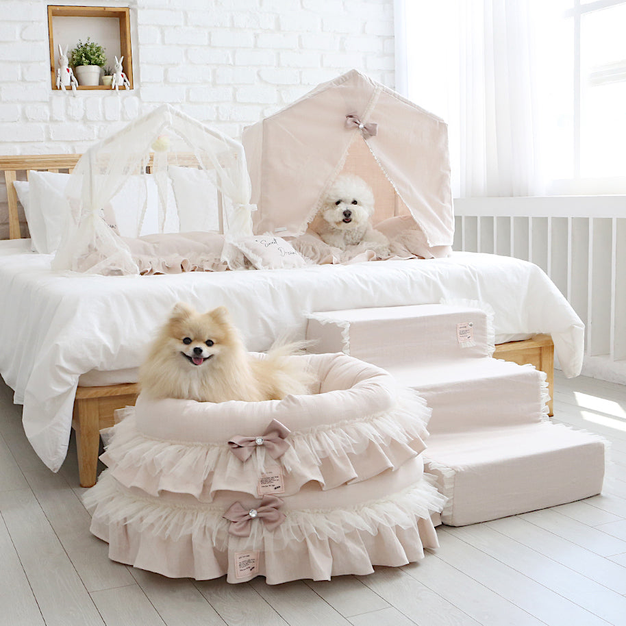 Adela Princess Lace House